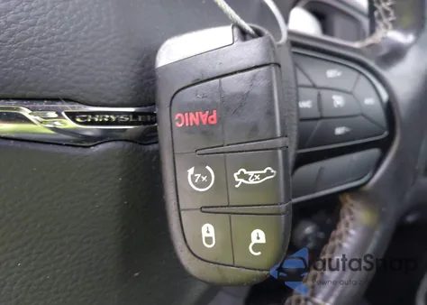 2020 Chrysler 300 300S из США, поврежденный, VIN 2C3CCABT7LH184620